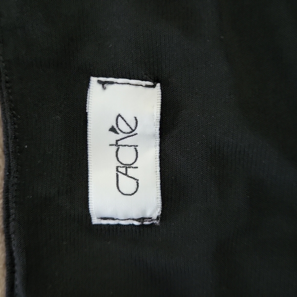 #21 Cache Dress - Picture 2 of 2